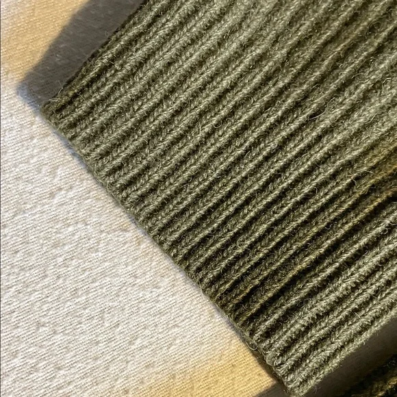 Minimum Olive Ribbed Zip Sweater - Picture 5 of 6